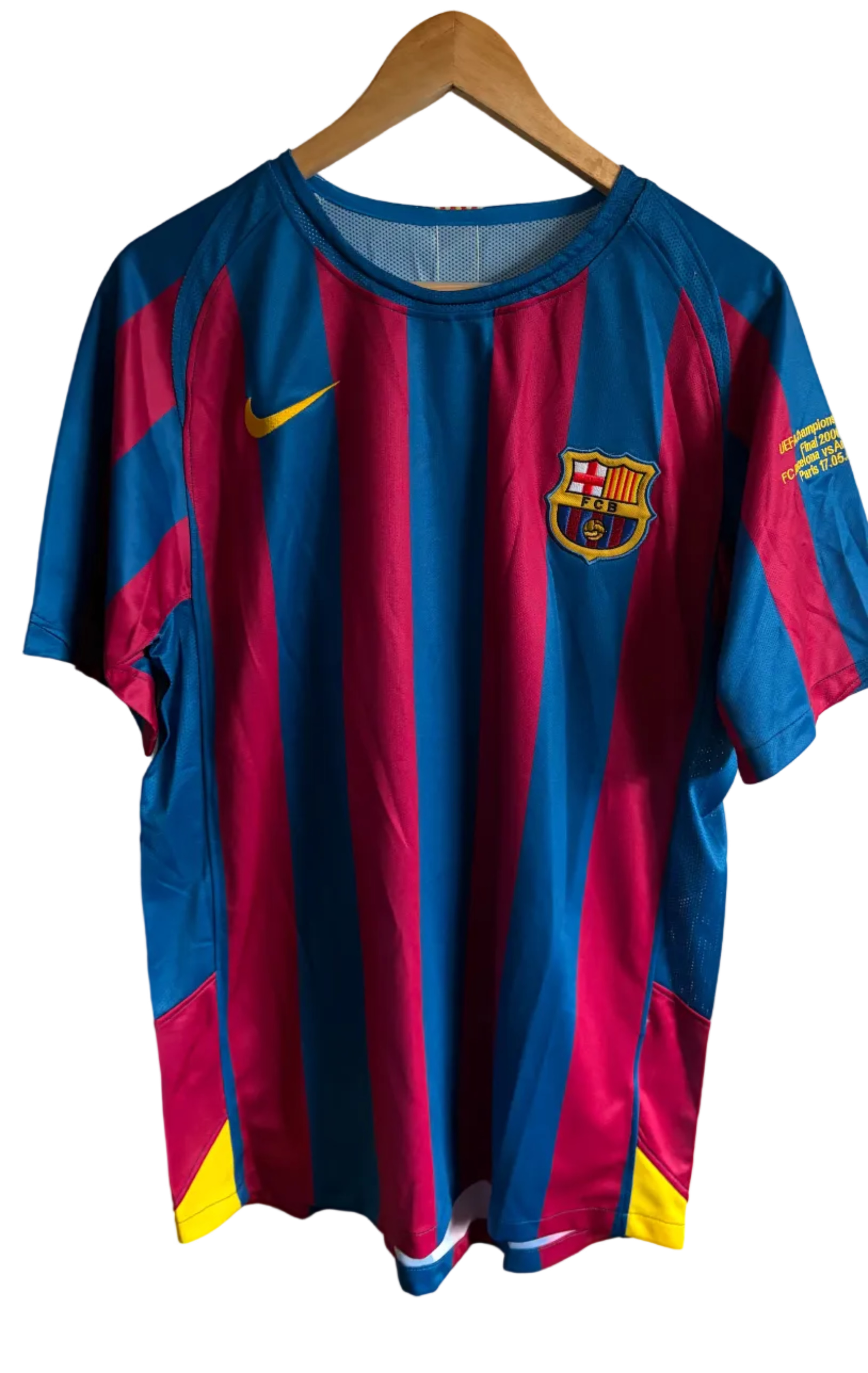 Barcelona 2005/06 Home Shirt – Ronaldinho #10 – L